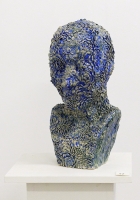 ”Nimetön” keramiikka, 2025. Koko n. 35 x 20 cm.